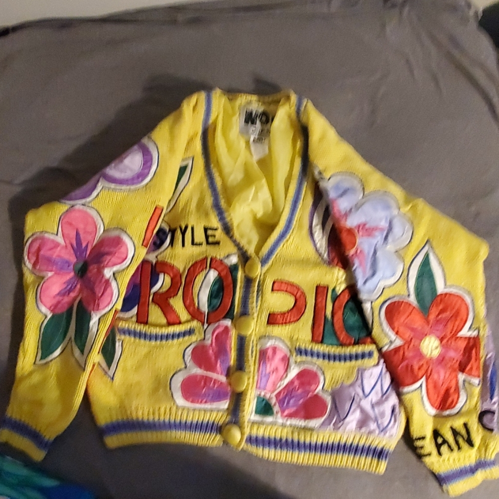 No Jean's Womens sweater